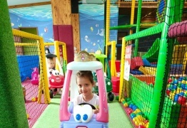  (photo)
